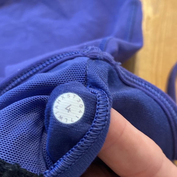 Lululemon yoga top - Picture 3 of 3